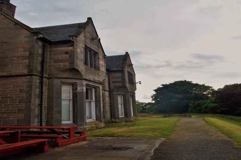Almond House Lodge Edinburgh Exterior photo